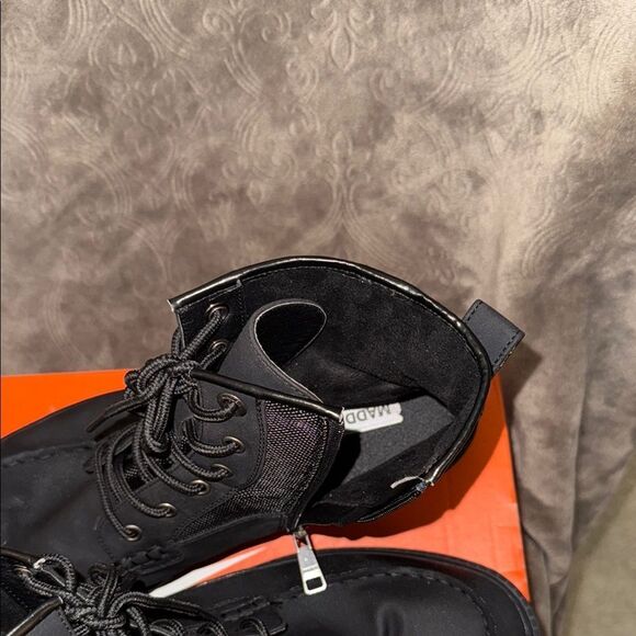 Steve Madden Black Men's Boots - Picture 8 of 10